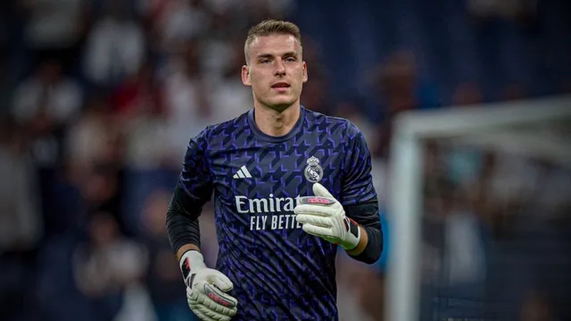 Thủ môn Andriy Lunin - Sau dấu ấn to lớn lại là những khó khăn 8 Thủ môn Andriy Lunin - Sau dấu ấn to lớn lại là những khó khăn
